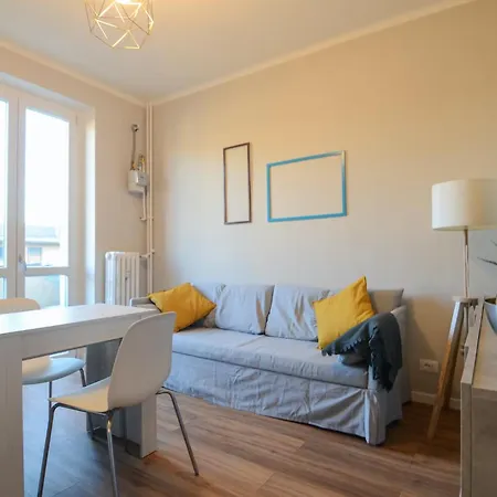 Lovely Apartament Apartment Bucharest